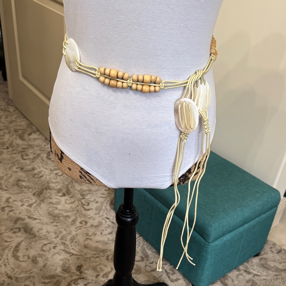 Boho Cream Beaded Shell Tie Belt - Picture 1 of 5